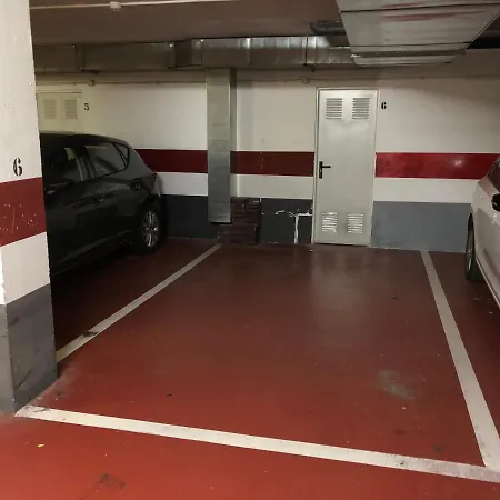 En Con Amplia Y Soleada Terraza Apartament