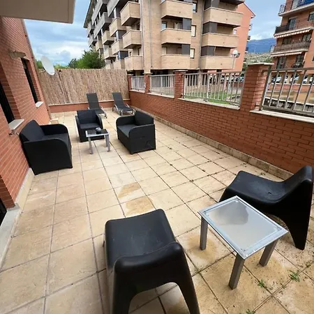 דירה En Con Amplia Y Soleada Terraza *
