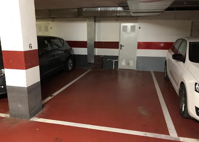 En Con Amplia Y Soleada Terraza Lägenhet