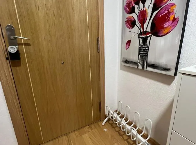 En Con Amplia Y Soleada Terraza Lägenhet